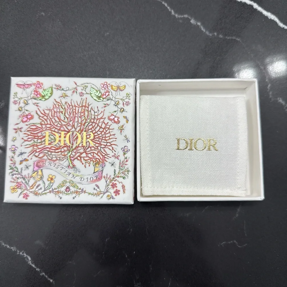 Dior Tribales Earrings - Picture 7 of 7